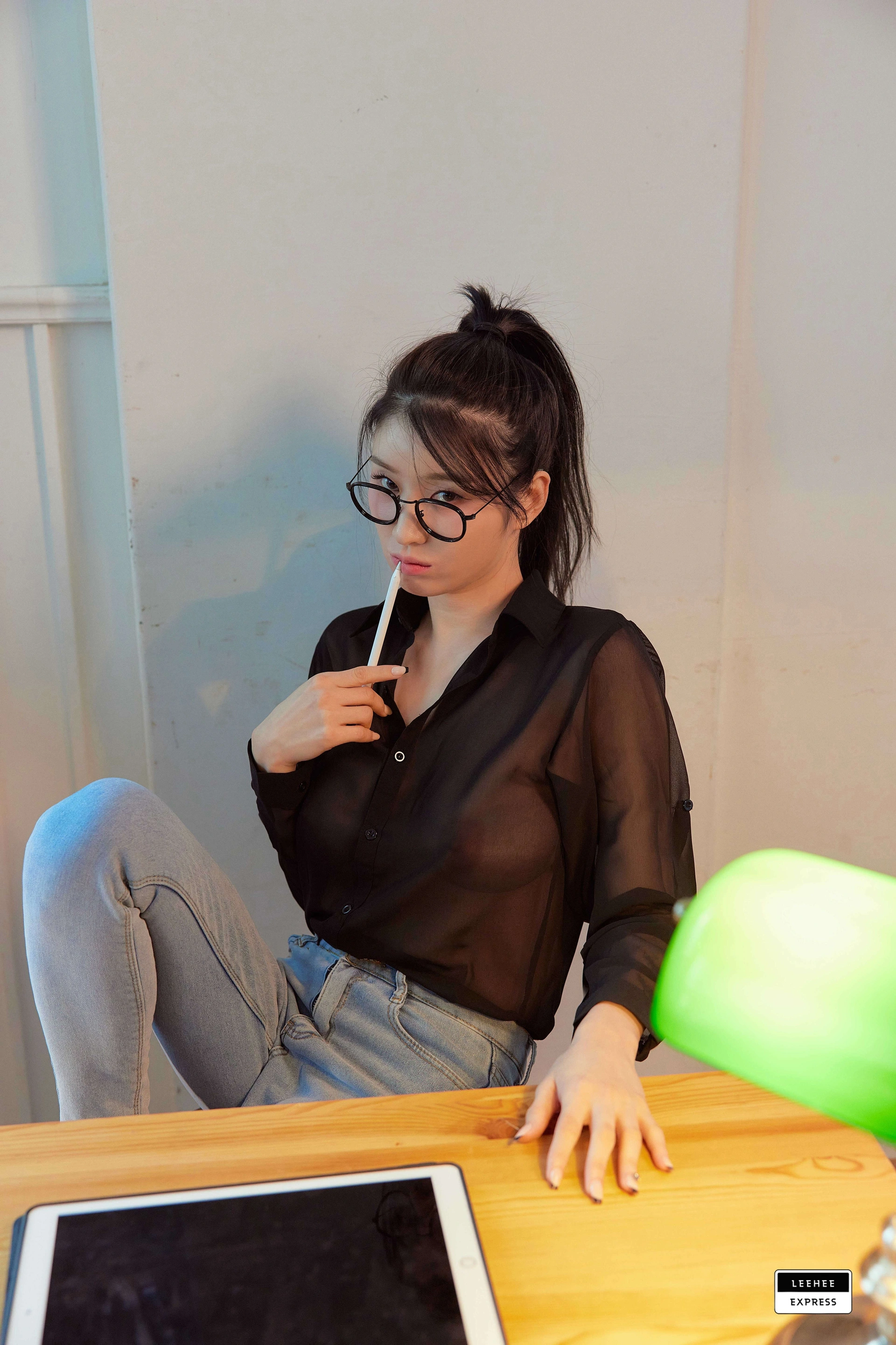 LeeheeExpress – NO.207 LEHC-068A Woo 1